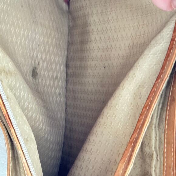 Vintage 1970s Eel Skin Satchel Crossbody Pocketed Caramel Colored Boho Purse - Picture 4 of 13